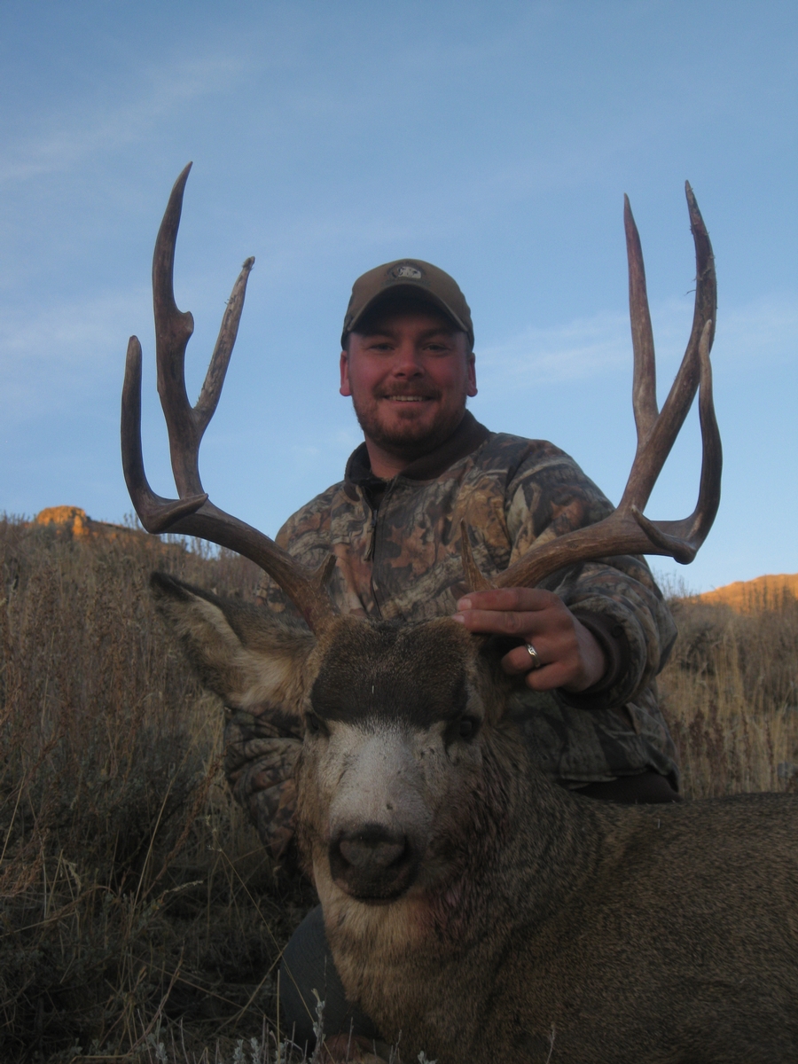 Page 3/8 - Nevada Mule Deer Hunting